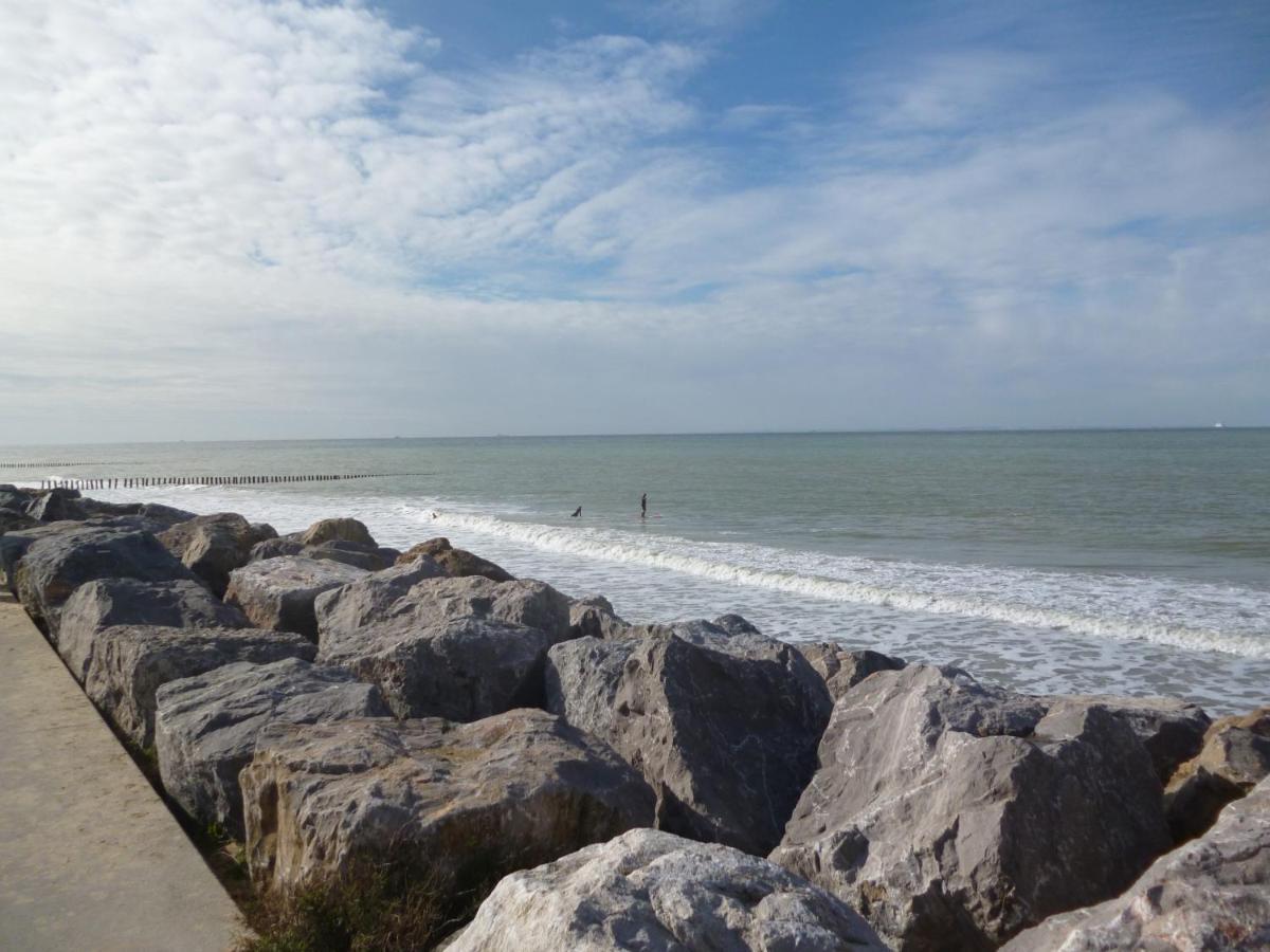 Gentlemen Appartement Au Premier Etage A 50 Metres De La Mer Sangatte Exteriér fotografie